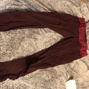 Lululemon size 6 maroon full length leggings